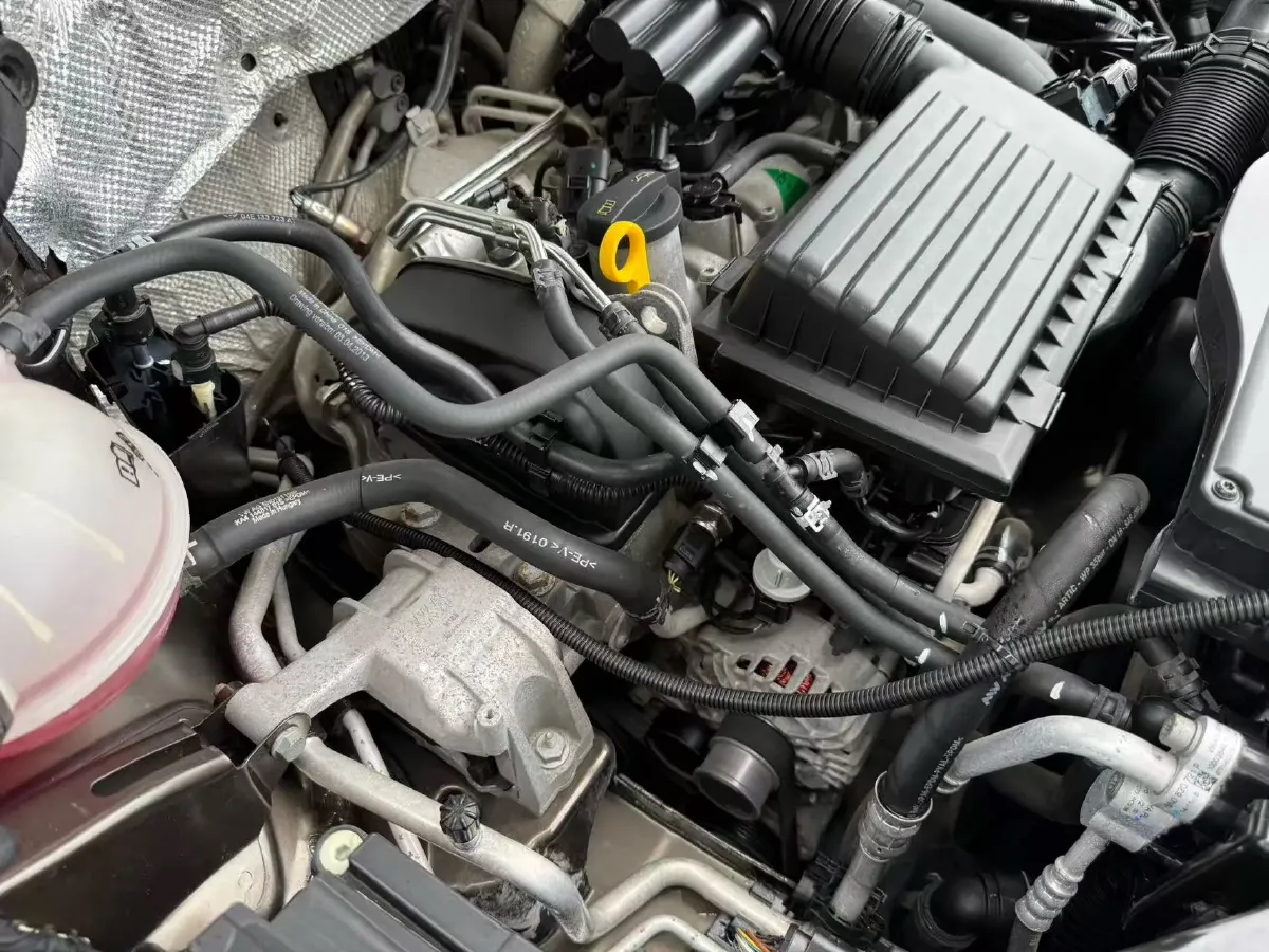 2016 Volkswagen Touran 1.4T 150HP L4 7DCT,autocango,china used car exporter,china ev exporter,chinese used car exporter,chinese used ev exporter