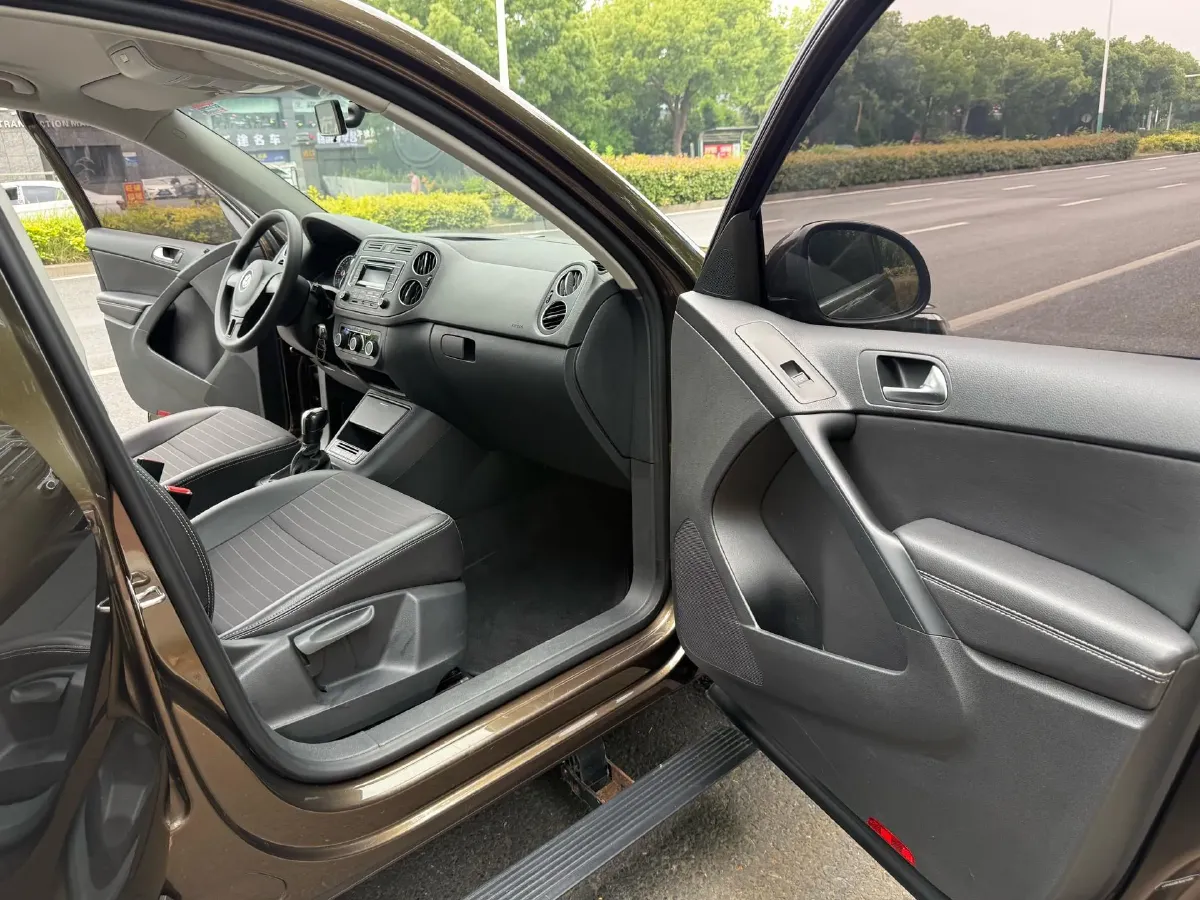 2016 Volkswagen Touran 1.4T 150HP L4 7DCT,autocango,china used car exporter,china ev exporter,chinese used car exporter,chinese used ev exporter
