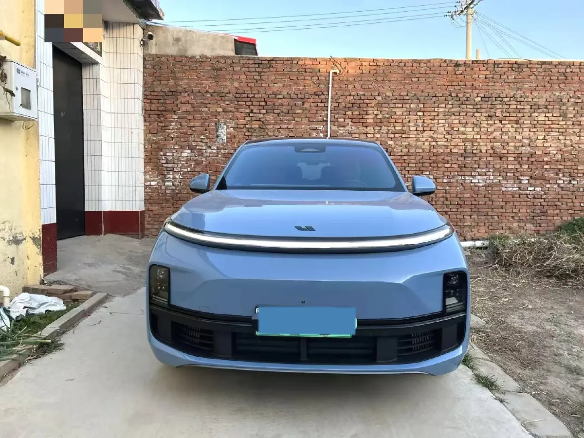 2023 Li L7 Range Extended 154HP REEV 40.9KWH,autocango,china used car exporter,china ev exporter,chinese used car exporter,chinese used ev exporter