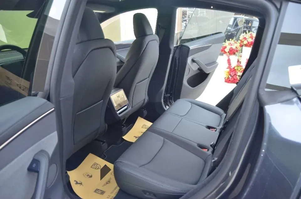 2026 Tesla Model Y BEV,autocango,china used car exporter,china ev exporter,chinese used car exporter,chinese used ev exporter