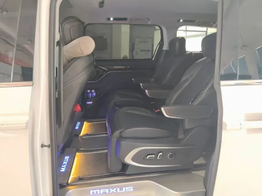 2022 MAXUS G90 2.0T 234HP L4 8AT,autocango,china used car exporter,china ev exporter,chinese used car exporter,chinese used ev exporter
