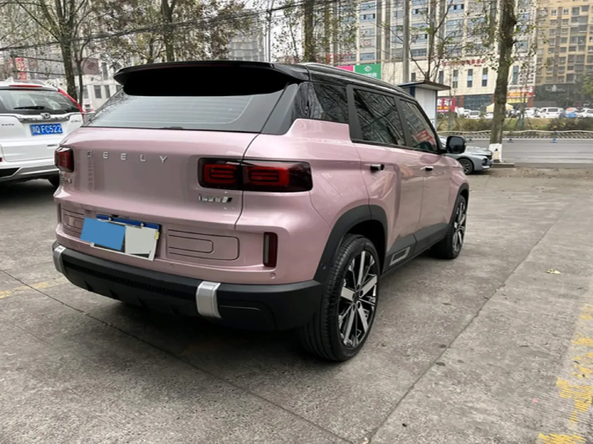 2023 Geely ICON 1.5T 181HP L4 7DCT,autocango,china used car exporter,china ev exporter,chinese used car exporter,chinese used ev exporter