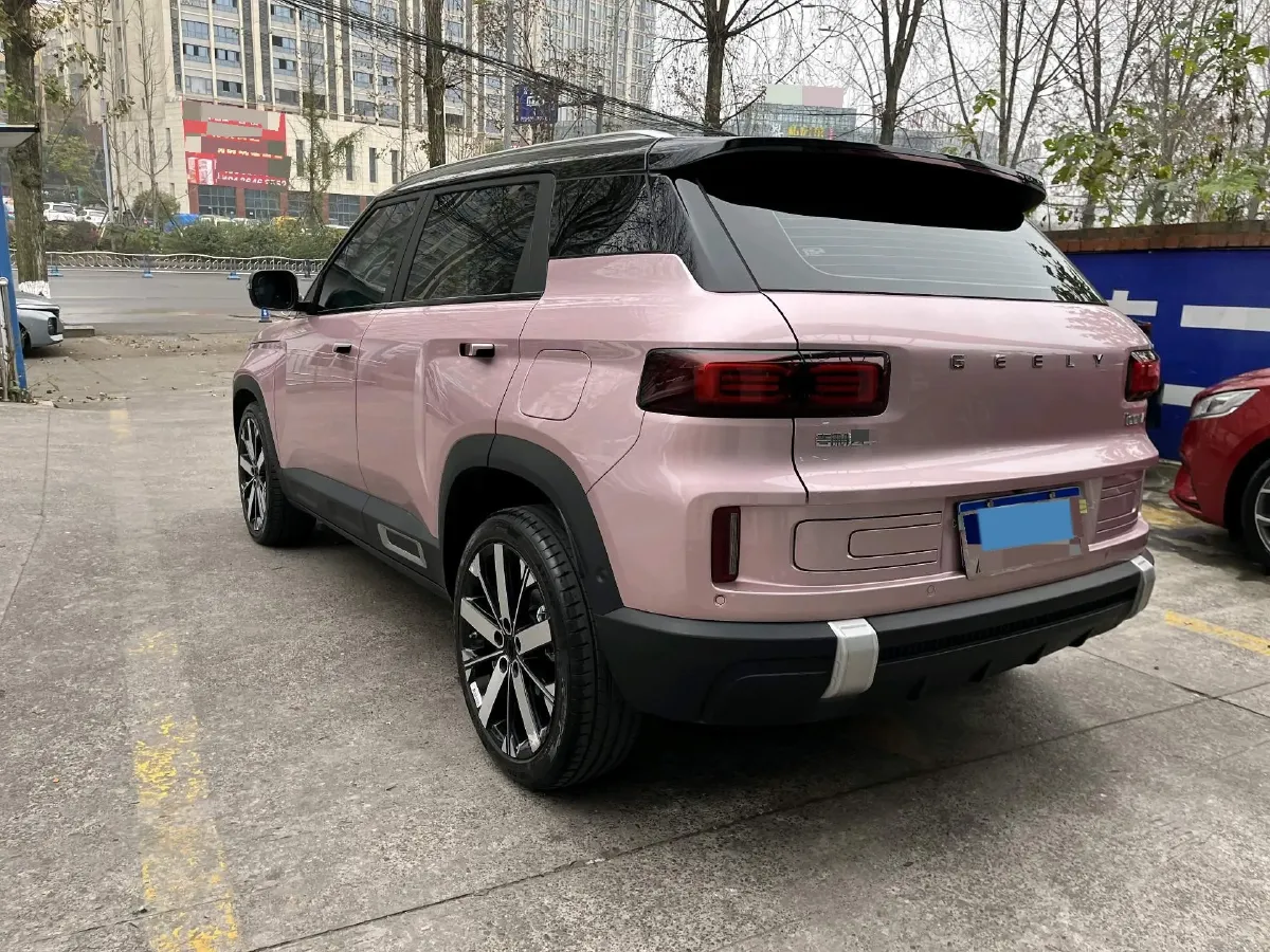 2023 Geely ICON 1.5T 181HP L4 7DCT,autocango,china used car exporter,china ev exporter,chinese used car exporter,chinese used ev exporter