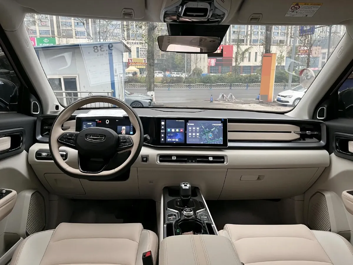 2023 Geely ICON 1.5T 181HP L4 7DCT,autocango,china used car exporter,china ev exporter,chinese used car exporter,chinese used ev exporter