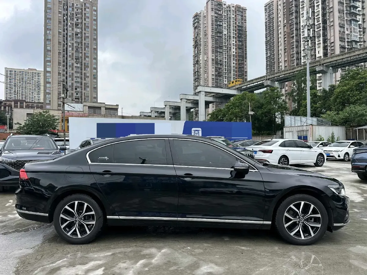 2020 Volkswagen Magotan 2.0T 186HP L4 7DCT,autocango,china used car exporter,china ev exporter,chinese used car exporter,chinese used ev exporter