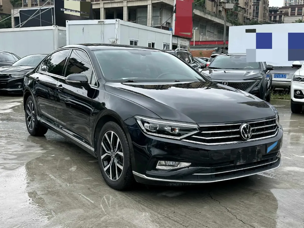 2020 Volkswagen Magotan 2.0T 186HP L4 7DCT,autocango,china used car exporter,china ev exporter,chinese used car exporter,chinese used ev exporter