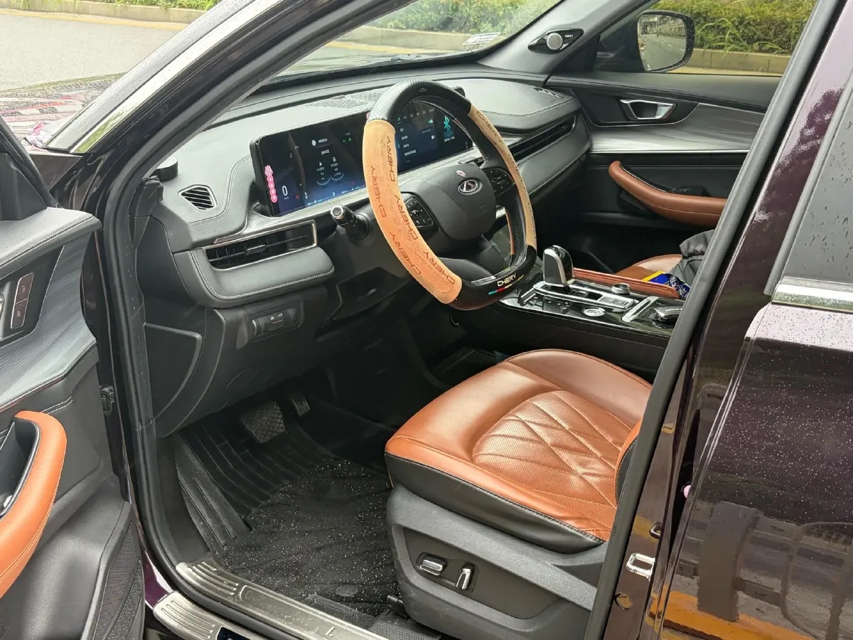 2021 Chery Tiggo 8 Plus 1.6T 197HP L4 7DCT,autocango,china used car exporter,china ev exporter,chinese used car exporter,chinese used ev exporter