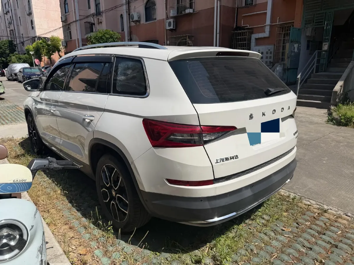 2018 Skoda Kodiak 2.0T 186HP L4 7DCT,autocango,china used car exporter,china ev exporter,chinese used car exporter,chinese used ev exporter