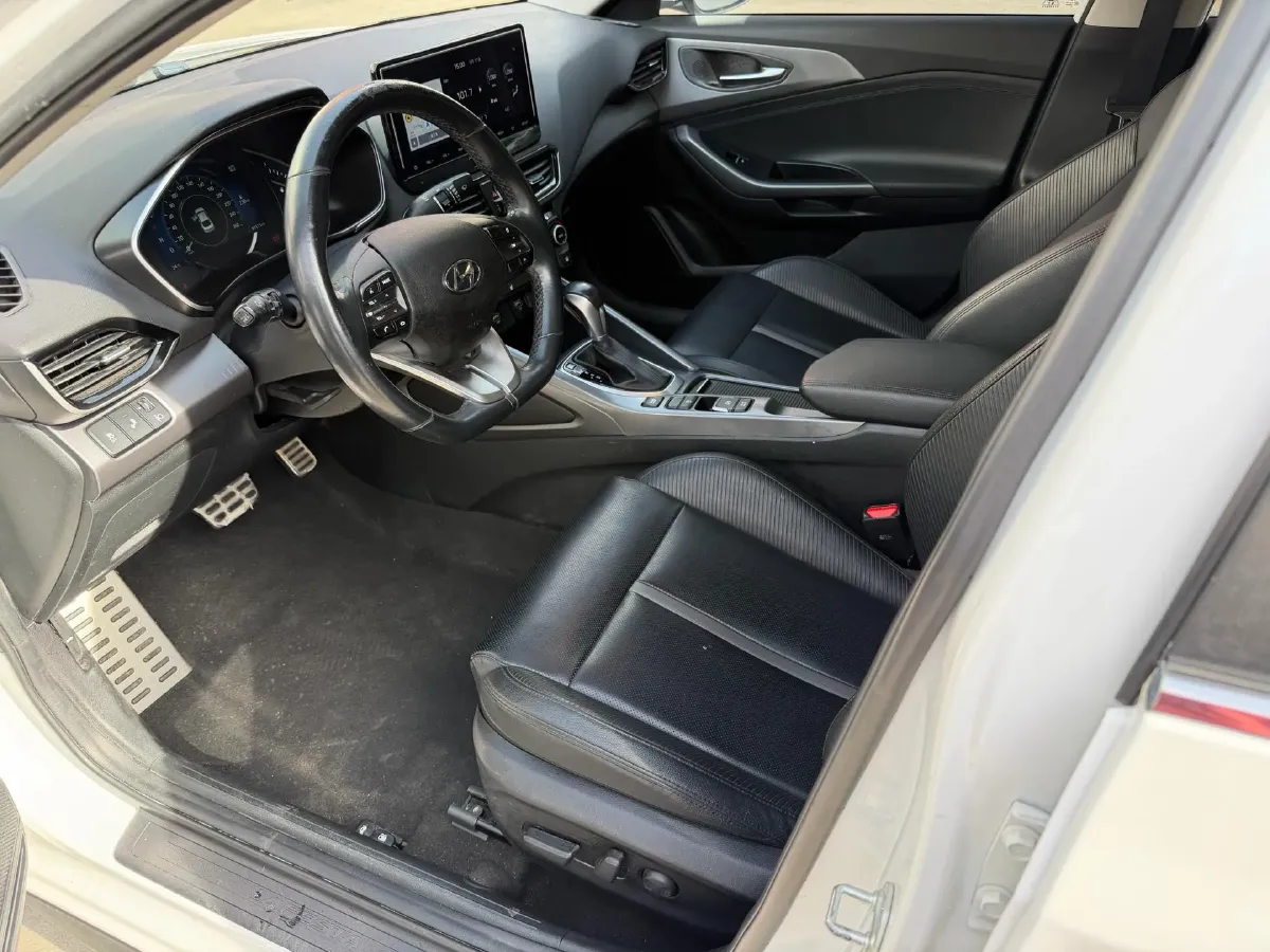 2019 Hyundai La Festa 1.6T 190HP L4 7DCT,autocango,china used car exporter,china ev exporter,chinese used car exporter,chinese used ev exporter