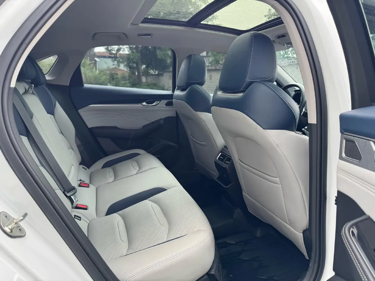 2023 Geely Preface 2.0T 190HP L4 7DCT,autocango,china used car exporter,china ev exporter,chinese used car exporter,chinese used ev exporter