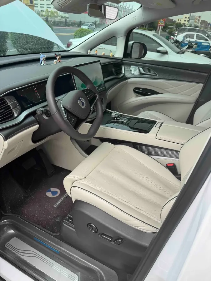 2024 Denza D9 1.5T 139HP L4 E-CVT PHEV 40KWH,autocango,china used car exporter,china ev exporter,chinese used car exporter,chinese used ev exporter