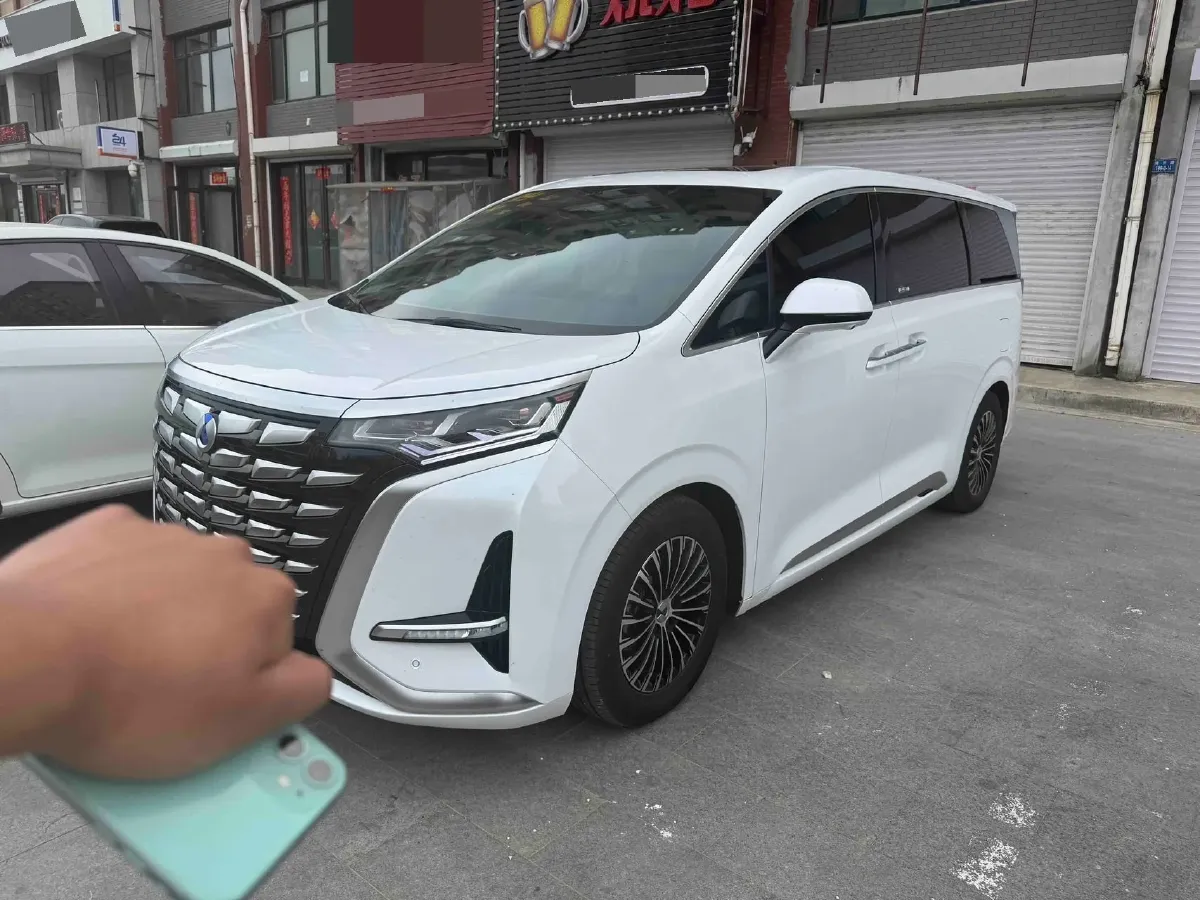 2024 Denza D9 1.5T 139HP L4 E-CVT PHEV 40KWH,autocango,china used car exporter,china ev exporter,chinese used car exporter,chinese used ev exporter