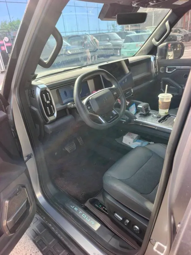 2023 Jetour Traveller 2.0T 254HP L4 8AT,autocango,china used car exporter,china ev exporter,chinese used car exporter,chinese used ev exporter