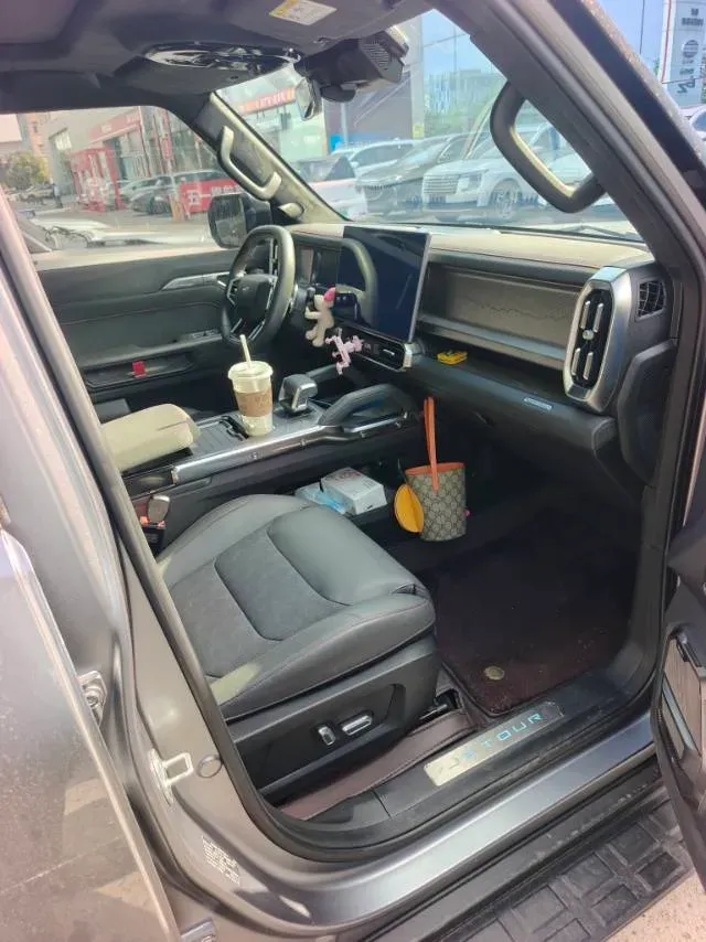 2023 Jetour Traveller 2.0T 254HP L4 8AT,autocango,china used car exporter,china ev exporter,chinese used car exporter,chinese used ev exporter