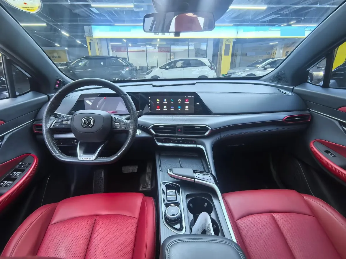 2020 ChangAn UNI-T 1.5T 180HP L4 7DCT,autocango,china used car exporter,china ev exporter,chinese used car exporter,chinese used ev exporter
