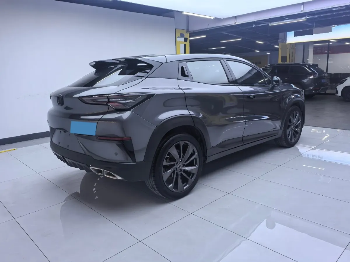 2020 ChangAn UNI-T 1.5T 180HP L4 7DCT,autocango,china used car exporter,china ev exporter,chinese used car exporter,chinese used ev exporter