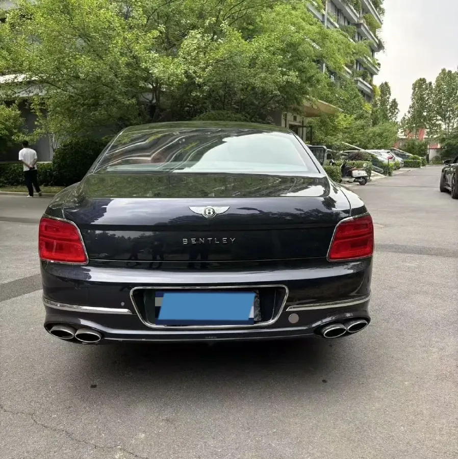 2021 Bentley Flying Spur 4.0T 550HP V8 8DCT,autocango,china used car exporter,china ev exporter,chinese used car exporter,chinese used ev exporter