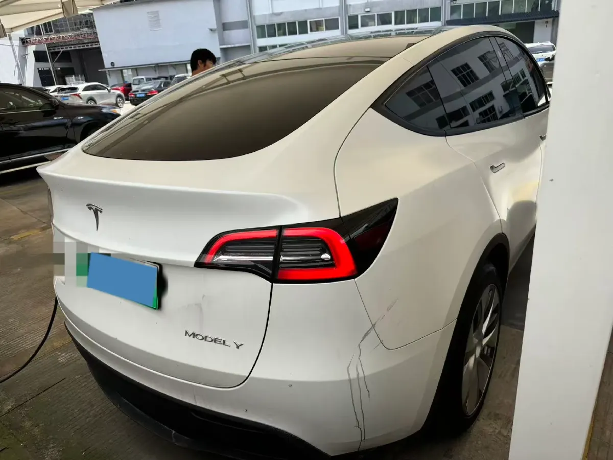 2022 Tesla Model Y BEV 60KWH,autocango,china used car exporter,china ev exporter,chinese used car exporter,chinese used ev exporter