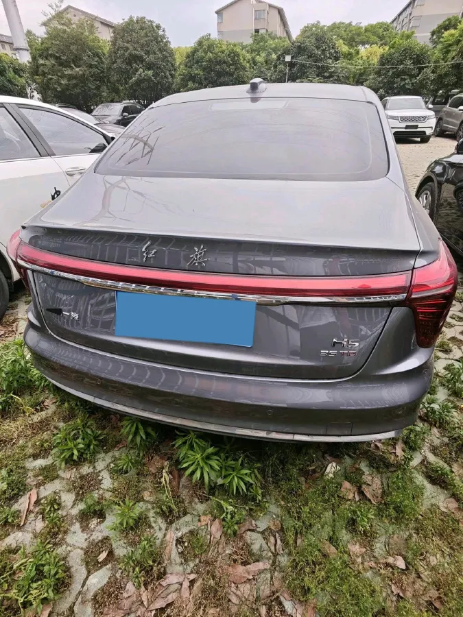 2024 HongQi H5 1.5T 169HP L4 7DCT,autocango,china used car exporter,china ev exporter,chinese used car exporter,chinese used ev exporter