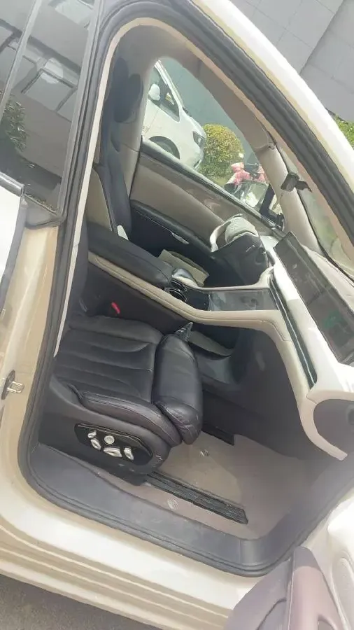 2023 IM LS7 BEV 90KWH,autocango,china used car exporter,china ev exporter,chinese used car exporter,chinese used ev exporter