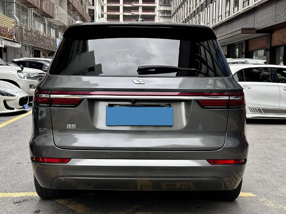 2021 Li ONE Range Extended 131HP REEV 40.5KWH,autocango,china used car exporter,china ev exporter,chinese used car exporter,chinese used ev exporter