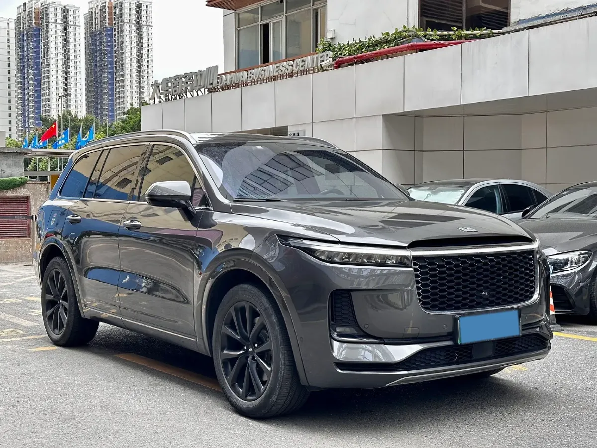 2021 Li ONE Range Extended 131HP REEV 40.5KWH,autocango,china used car exporter,china ev exporter,chinese used car exporter,chinese used ev exporter
