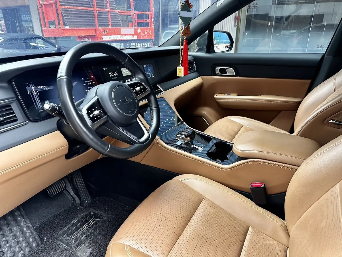 2021 Li ONE Range Extended 131HP REEV 40.5KWH,autocango,china used car exporter,china ev exporter,chinese used car exporter,chinese used ev exporter