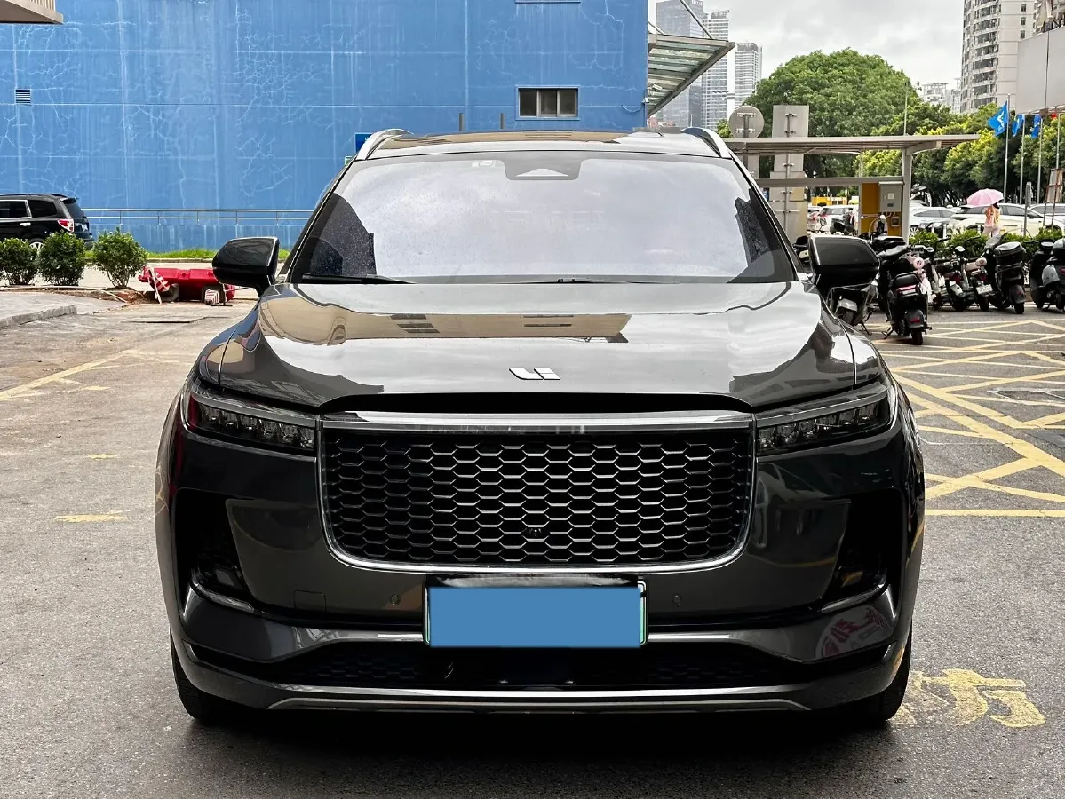 2021 Li ONE Range Extended 131HP REEV 40.5KWH,autocango,china used car exporter,china ev exporter,chinese used car exporter,chinese used ev exporter