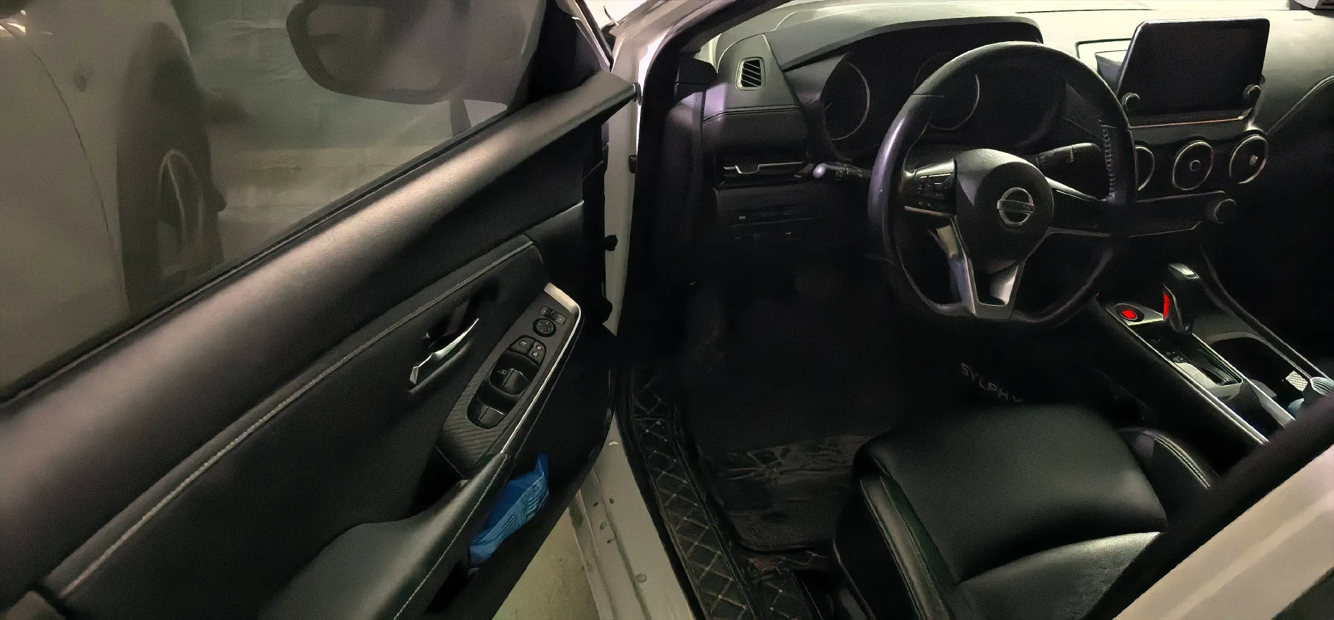 2020 Nissan Sylphy 1.6L 139HP L4 CVT,autocango,china used car exporter,china ev exporter,chinese used car exporter,chinese used ev exporter