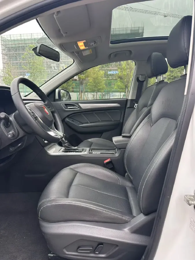 2020 Roewe i6 1.5T 169HP L4 7DCT,autocango,china used car exporter,china ev exporter,chinese used car exporter,chinese used ev exporter