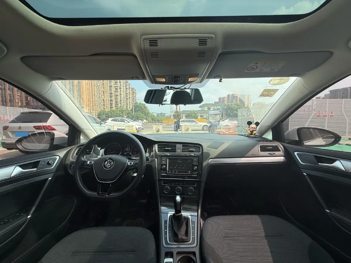 2018 Volkswagen Golf 1.6L 110HP L4 6AT,autocango,china used car exporter,china ev exporter,chinese used car exporter,chinese used ev exporter