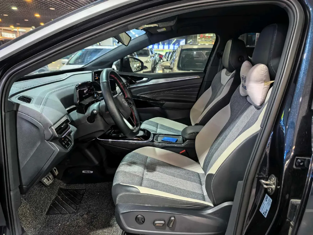 2024 Volkswagen ID.4 Crozz BEV 55.7KWH,autocango,china used car exporter,china ev exporter,chinese used car exporter,chinese used ev exporter