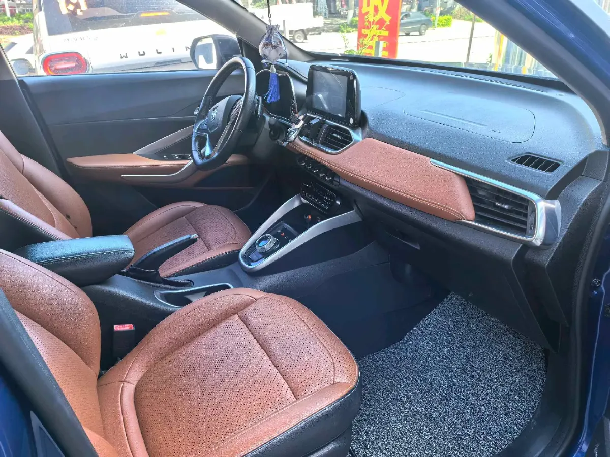 2019 Geely Emgrand GS 1.8L 133HP L4 6MT,autocango,china used car exporter,china ev exporter,chinese used car exporter,chinese used ev exporter