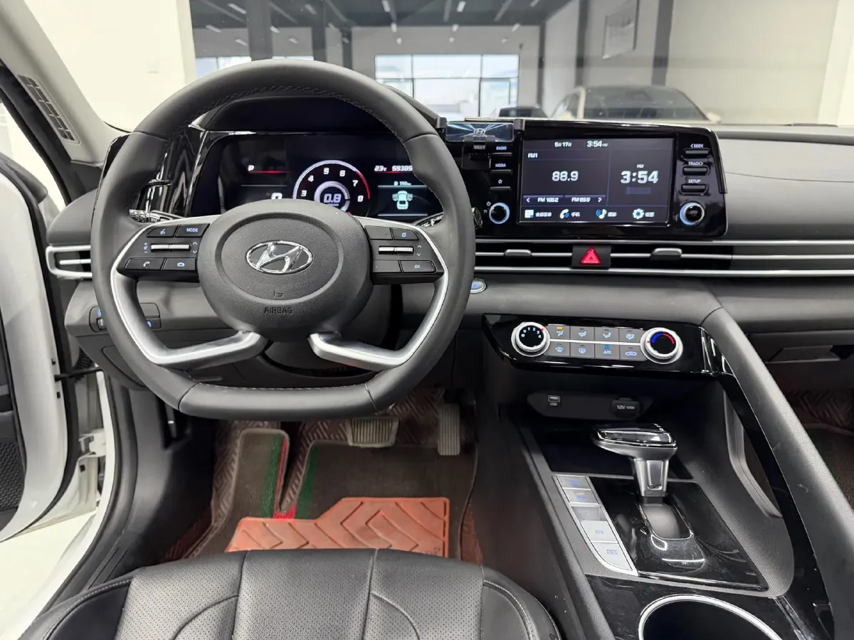 2022 Hyundai Elantra 1.5L 115HP L4 CVT,autocango,china used car exporter,china ev exporter,chinese used car exporter,chinese used ev exporter