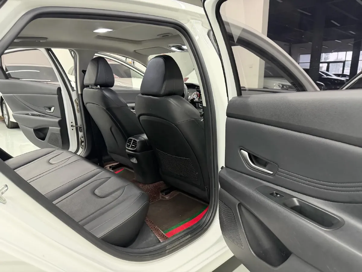 2022 Hyundai Elantra 1.5L 115HP L4 CVT,autocango,china used car exporter,china ev exporter,chinese used car exporter,chinese used ev exporter