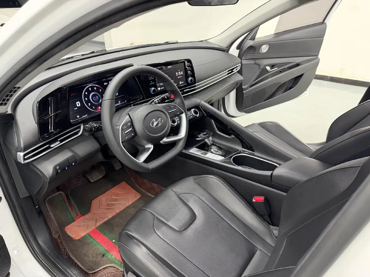 2022 Hyundai Elantra 1.5L 115HP L4 CVT,autocango,china used car exporter,china ev exporter,chinese used car exporter,chinese used ev exporter