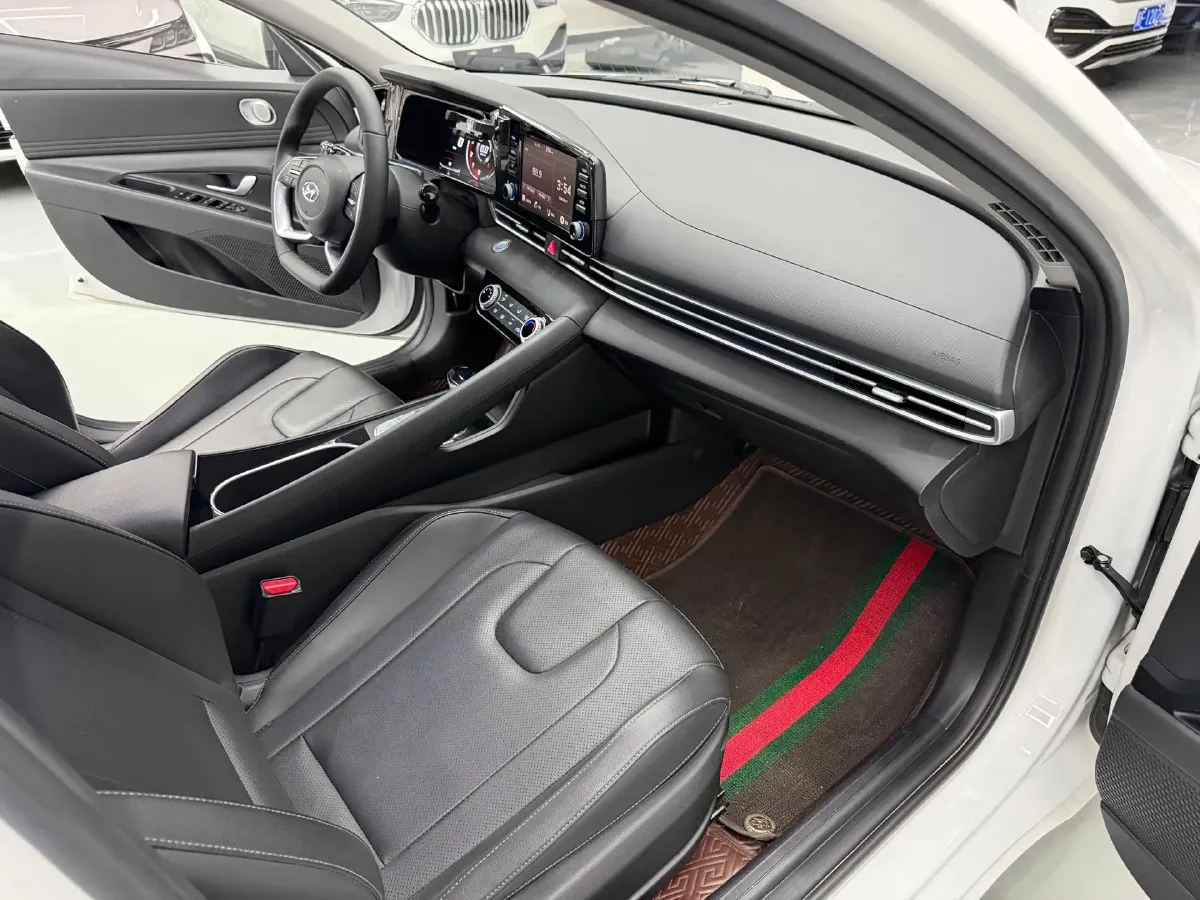 2022 Hyundai Elantra 1.5L 115HP L4 CVT,autocango,china used car exporter,china ev exporter,chinese used car exporter,chinese used ev exporter
