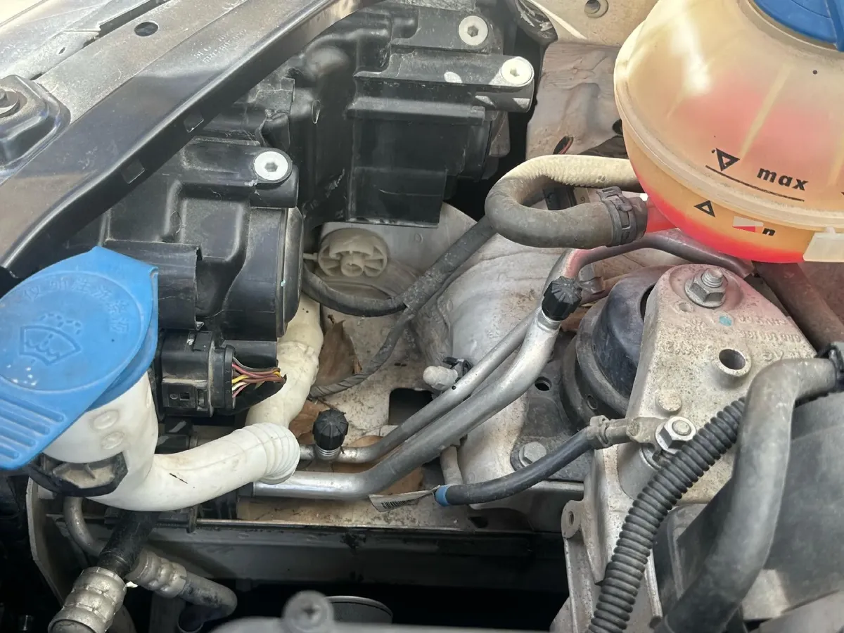 2016 Volkswagen Polo 1.4L 90HP L4 6AT,autocango,china used car exporter,china ev exporter,chinese used car exporter,chinese used ev exporter