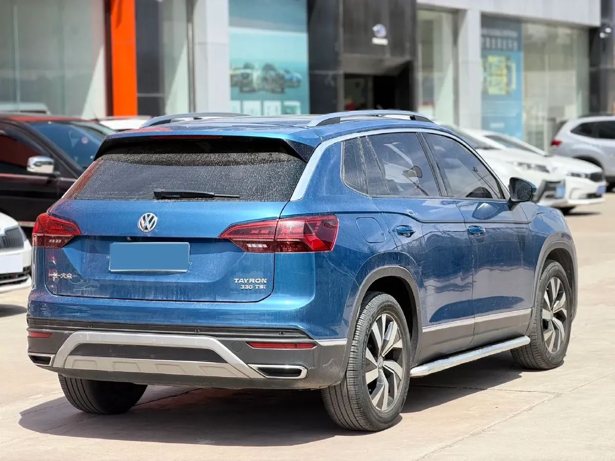 2019 Jeep Cherokee 2.0T 234HP L4 9AT,autocango,china used car exporter,china ev exporter,chinese used car exporter,chinese used ev exporter