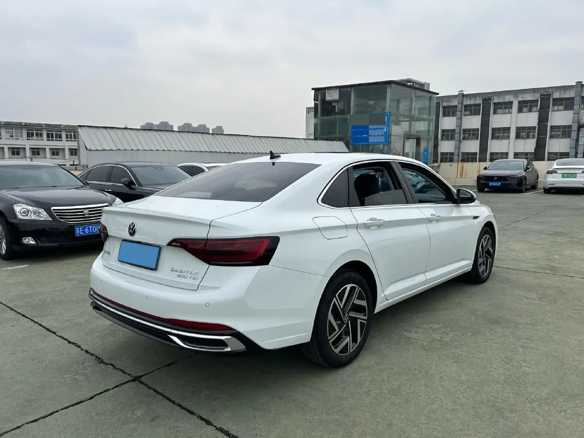 2023 Volkswagen Sagitar 1.5T 160HP L4 7DCT,autocango,china used car exporter,china ev exporter,chinese used car exporter,chinese used ev exporter