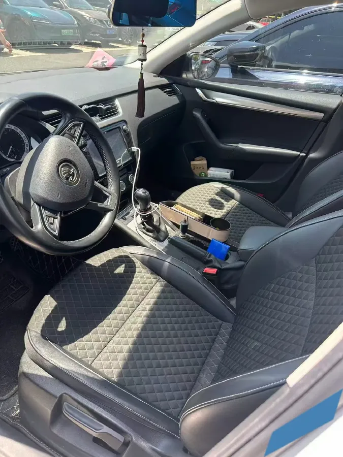 2018 Skoda Octavia 1.4T 150HP L4 7DCT,autocango,china used car exporter,china ev exporter,chinese used car exporter,chinese used ev exporter