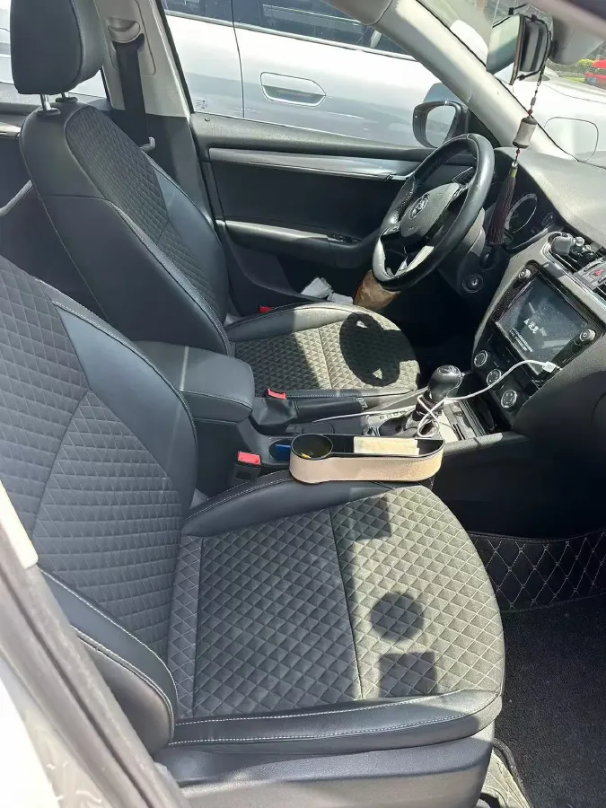 2018 Skoda Octavia 1.4T 150HP L4 7DCT,autocango,china used car exporter,china ev exporter,chinese used car exporter,chinese used ev exporter