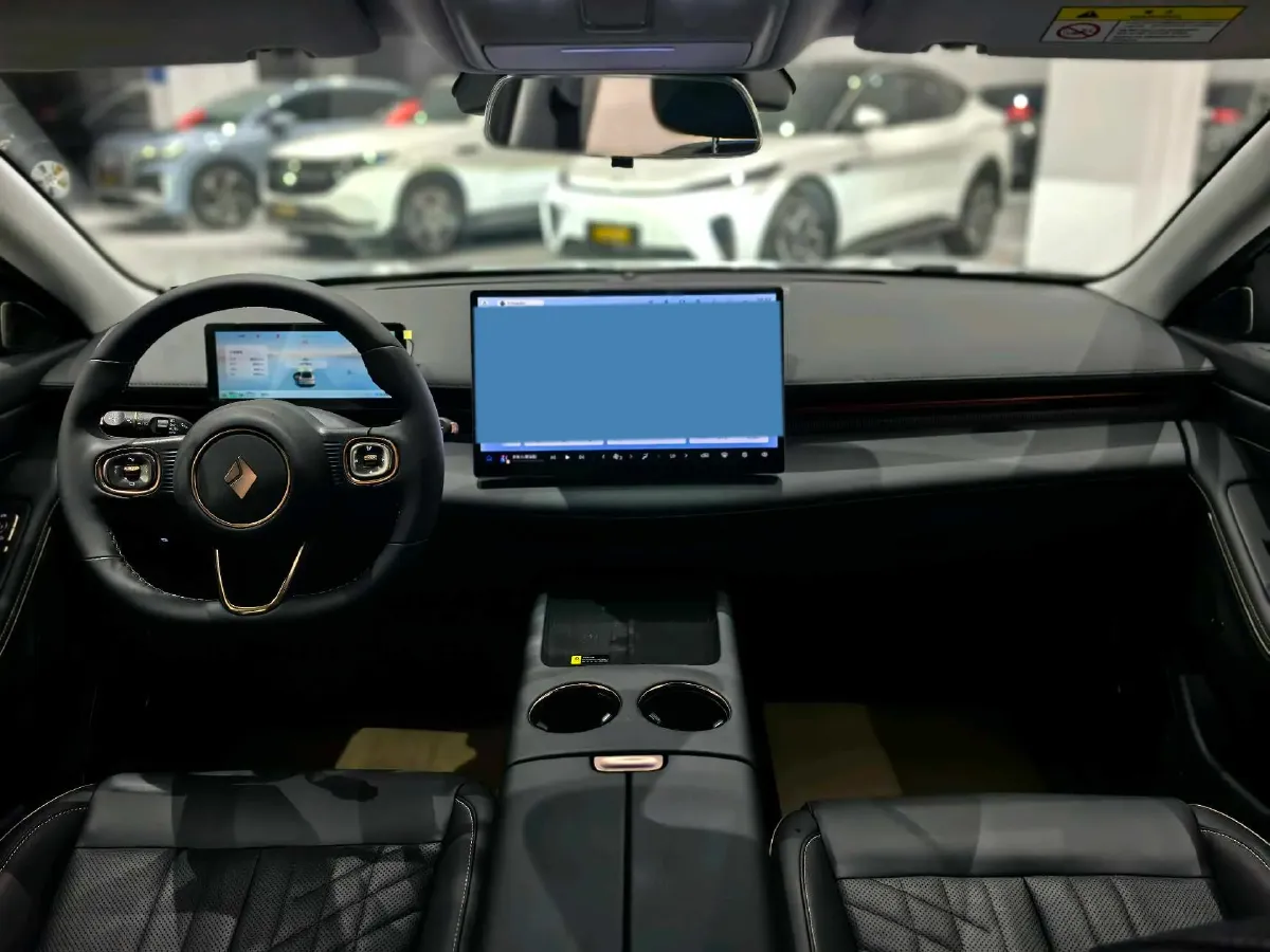 2025 BaoJun XiangJing 1.5T 143HP L4 1DHT PHEV,autocango,china used car exporter,china ev exporter,chinese used car exporter,chinese used ev exporter