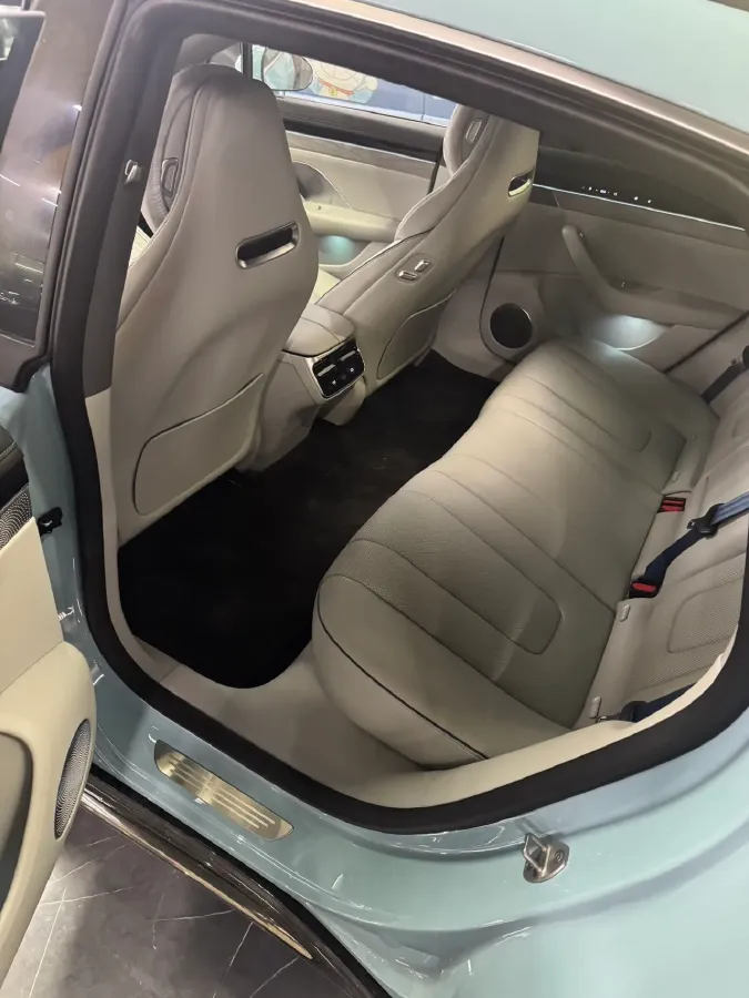 2025 Luxeed S7 BEV 82KWH,autocango,china used car exporter,china ev exporter,chinese used car exporter,chinese used ev exporter