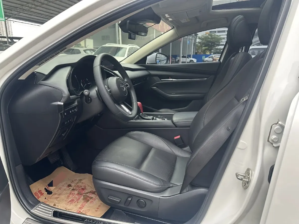 2021 Mazda 3 Axela 2.0L 158HP L4 6AT,autocango,china used car exporter,china ev exporter,chinese used car exporter,chinese used ev exporter