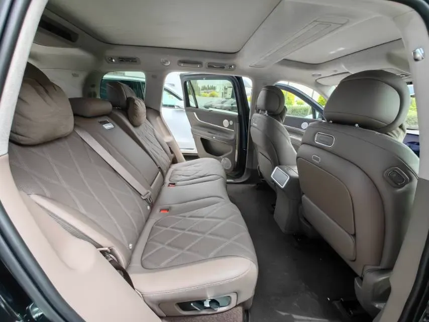 2025 AITO AITO M9 REEV 160HP REEV,autocango,china used car exporter,china ev exporter,chinese used car exporter,chinese used ev exporter