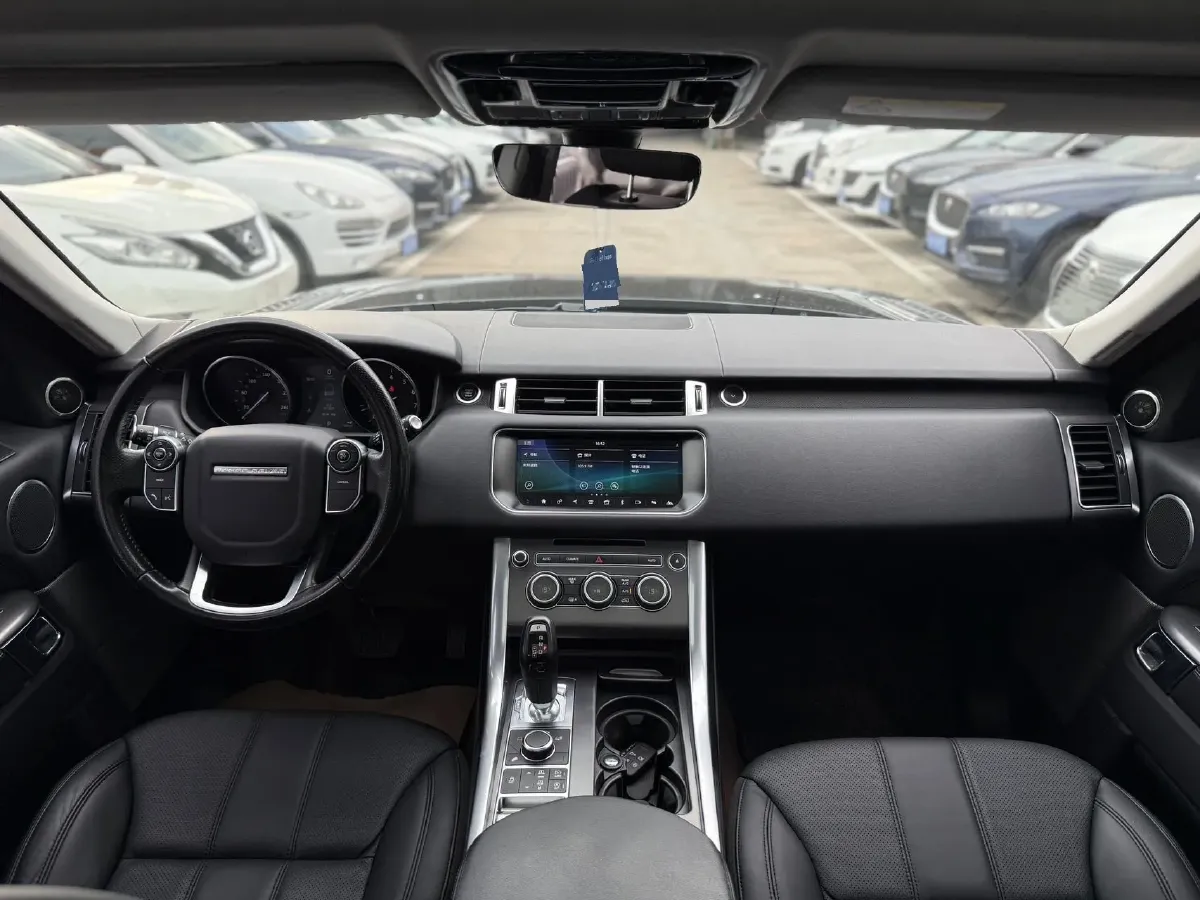 2017 Land Rover Range Rover Sport 3.0T 340HP V6 8AT,autocango,china used car exporter,china ev exporter,chinese used car exporter,chinese used ev exporter