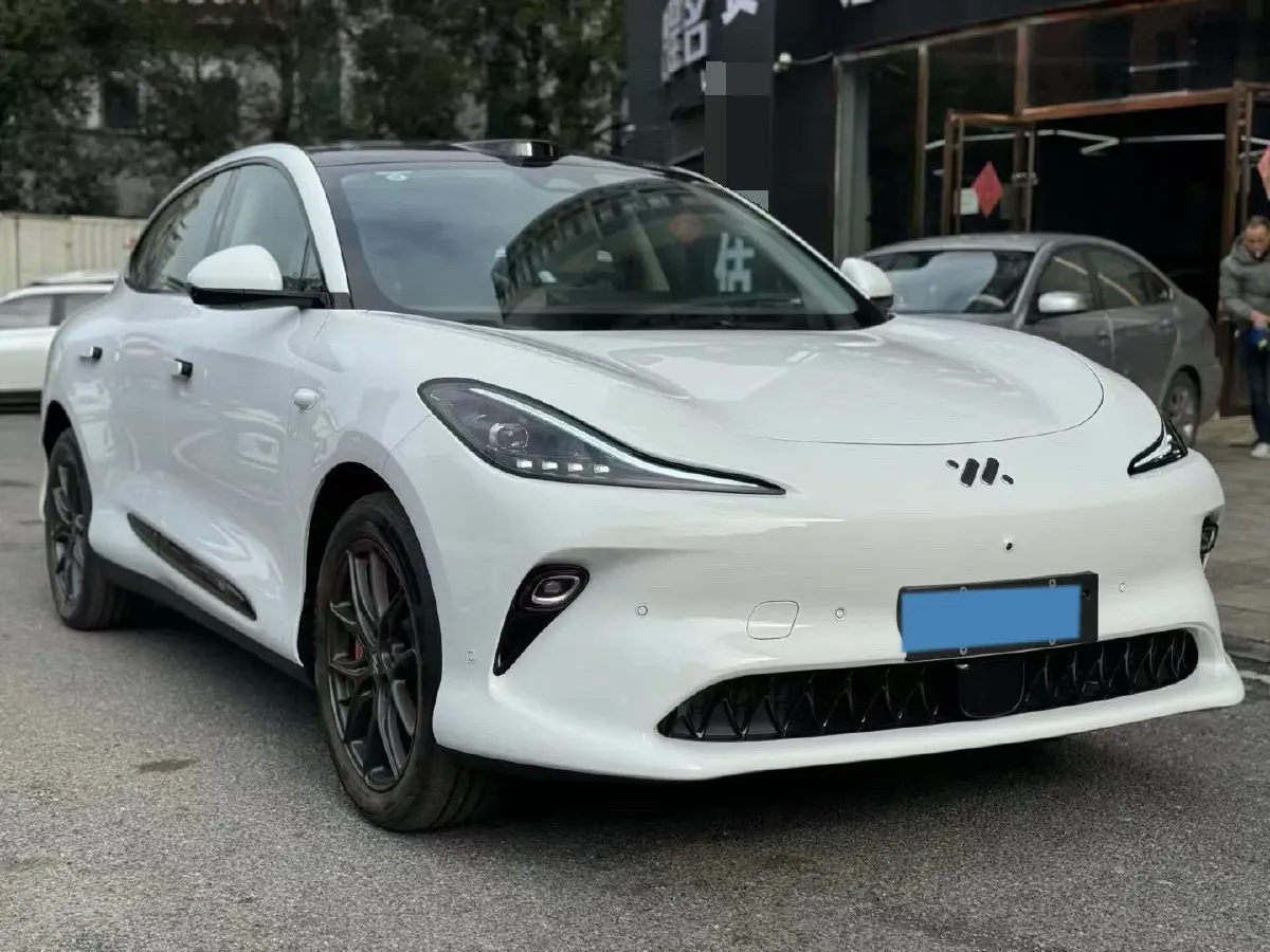 2025 IM LS6 BEV 75KWH,autocango,china used car exporter,china ev exporter,chinese used car exporter,chinese used ev exporter
