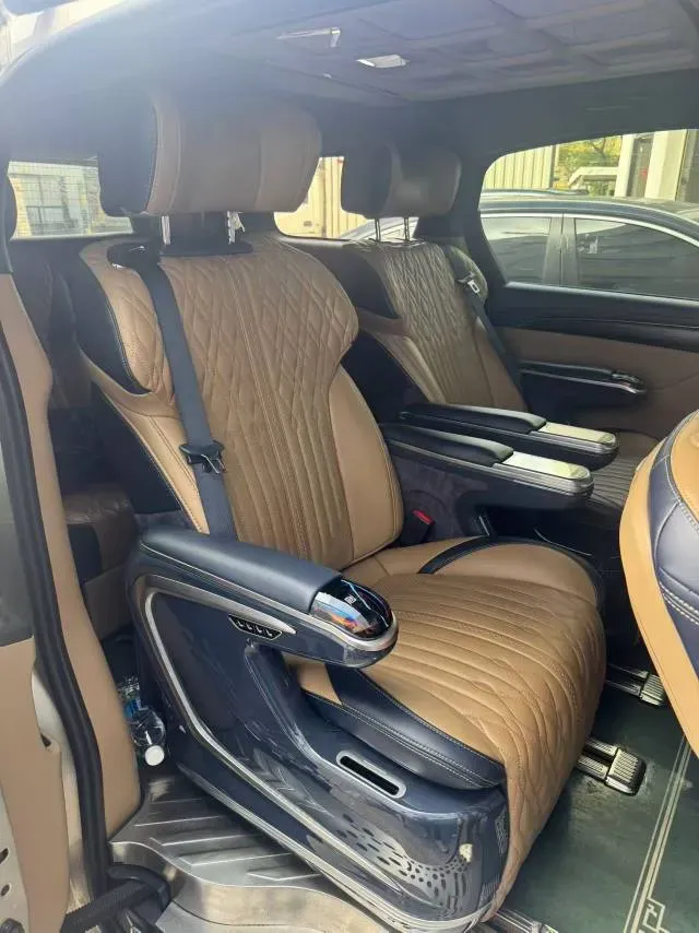 2020 Buick GL8 2.0T 237HP L4 9AT,autocango,china used car exporter,china ev exporter,chinese used car exporter,chinese used ev exporter