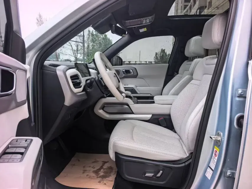 2025 FangChengBao Tai 3 BEV,autocango,china used car exporter,china ev exporter,chinese used car exporter,chinese used ev exporter